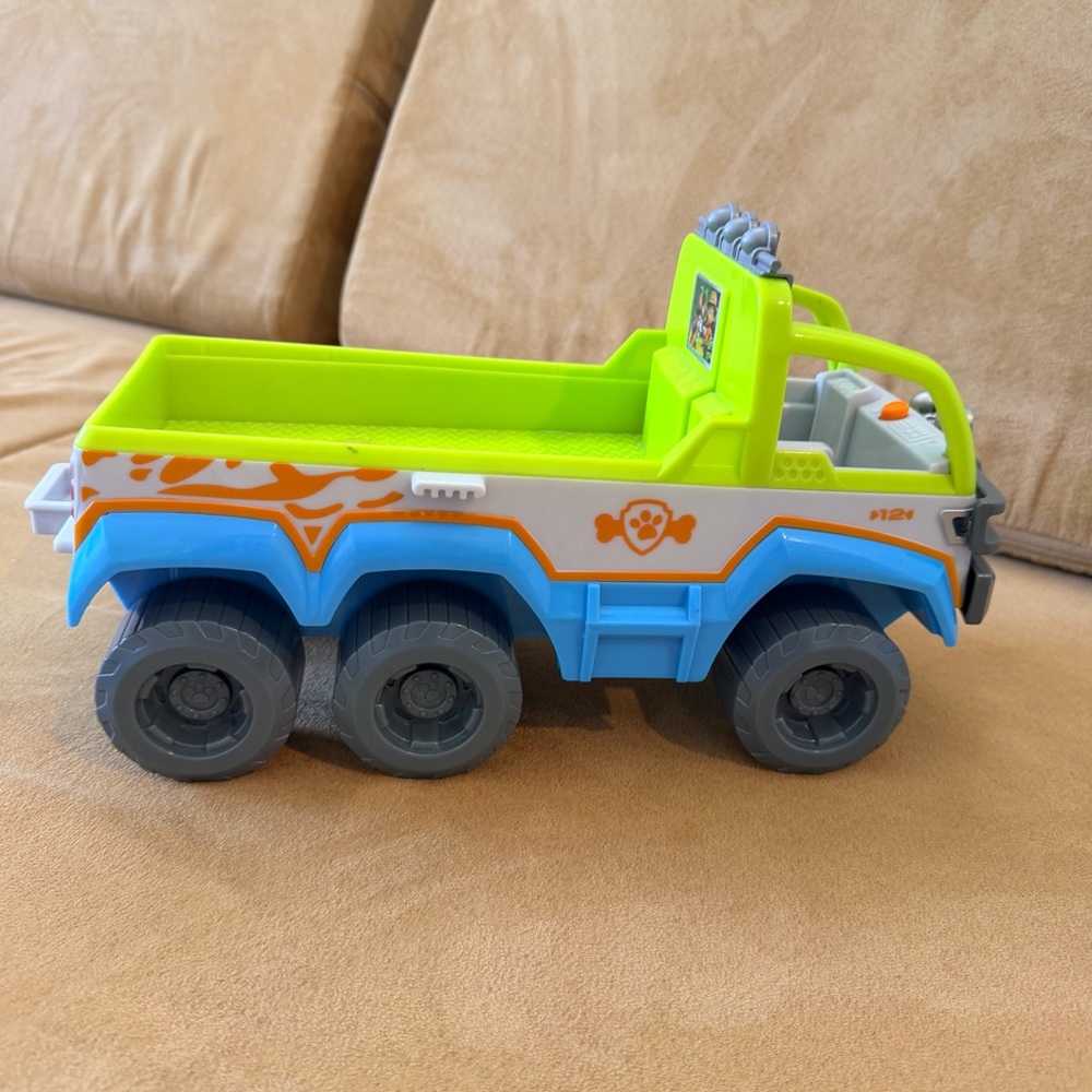 Paw Patrol Jungle Terrain Rescue Truck